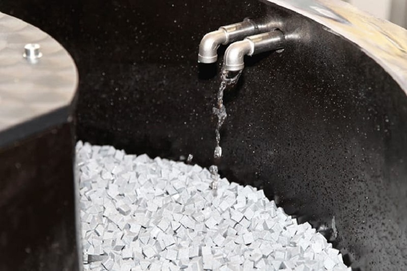 chat-lam-bong-kim-loai-3 Chất làm bóng kim loại