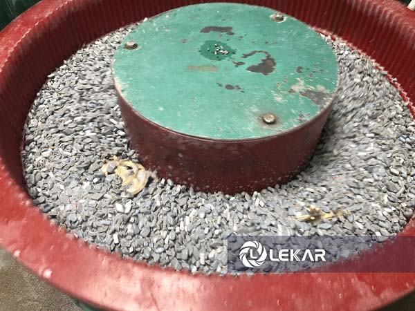 đánh bóng đồ đồng đánh bóng đồ đồng