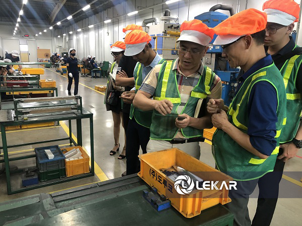 dịch vụ chăm sóc khách hàng