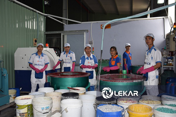 gia công kim loại theo yêu cầu