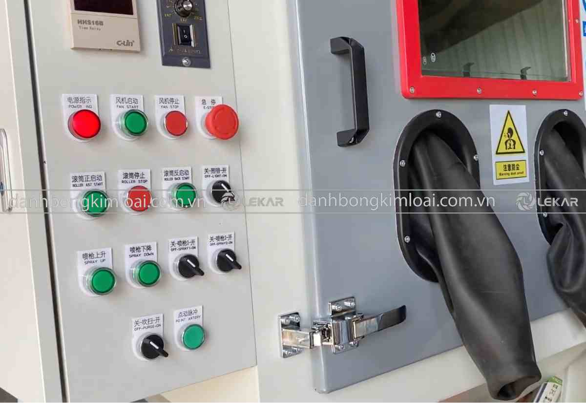 Giá máy phun cát bia mộ tại Hải Phòng