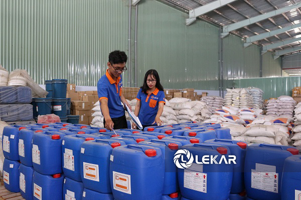 hóa chất đánh bóng nhôm