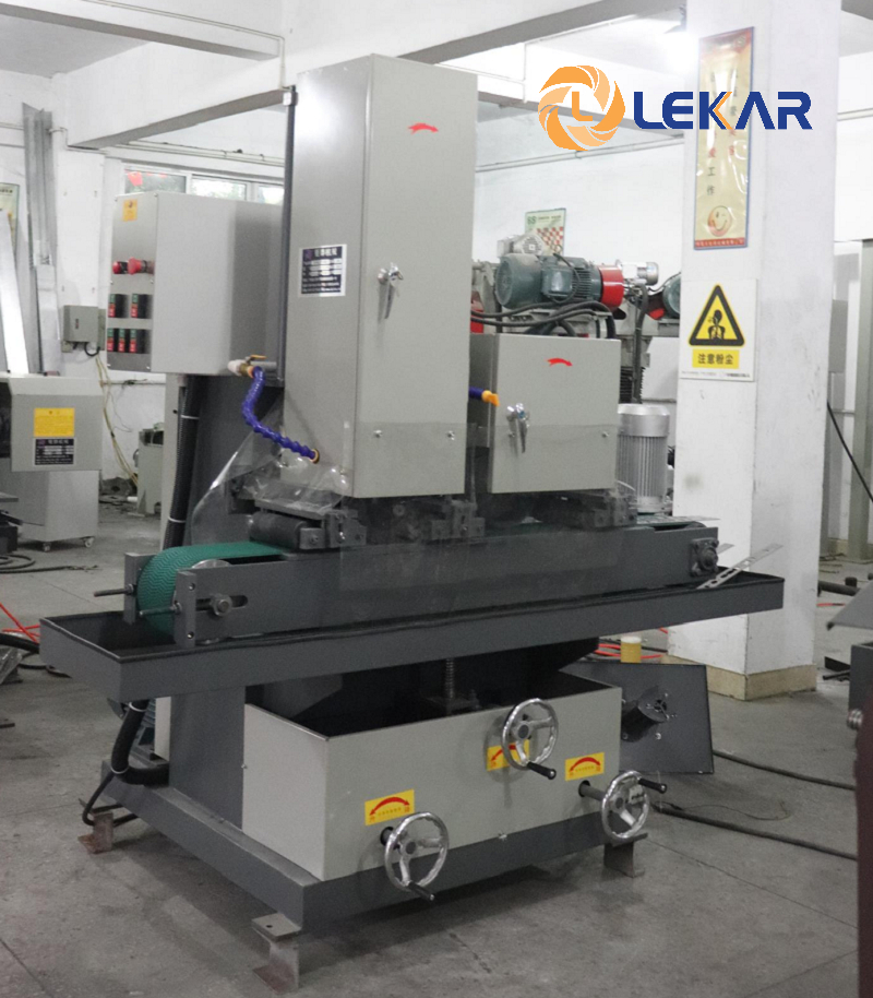 may-danh-bong-inox-cong-nghiep-1_3 may-danh-bong-inox-cong-nghiep-1_3