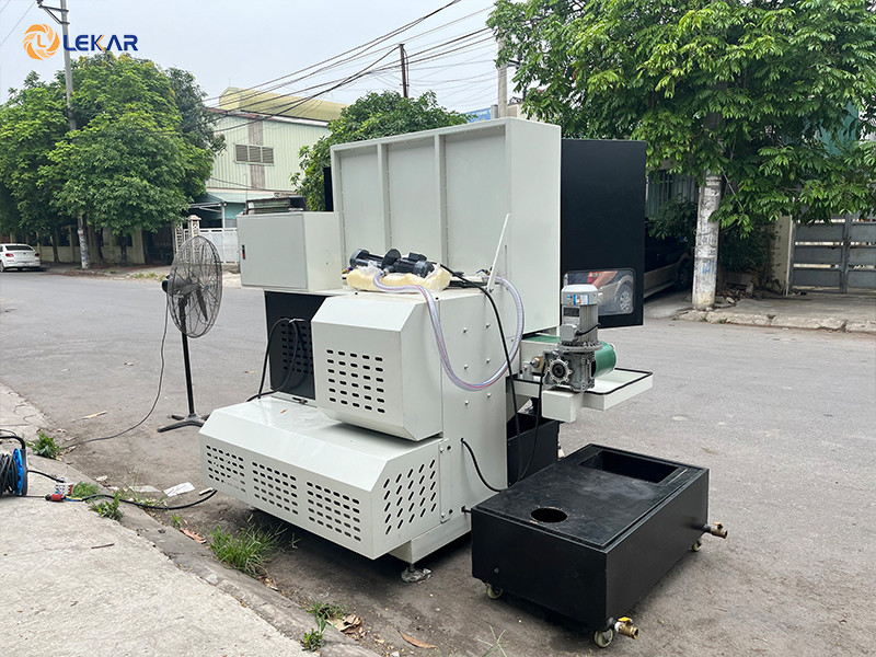 máy đánh xước inox công nghiệp