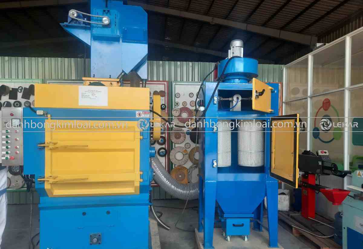 may-phun-bi-long-dao208-1 máy bắn bi tại LEKAR