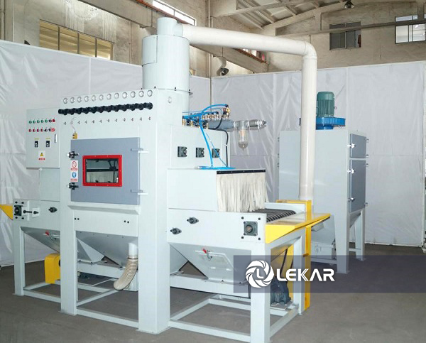 máy phun cát băng chuyền tự động máy phun cát băng chuyền tự động