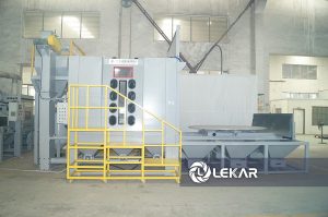 máy phun cát mâm quay