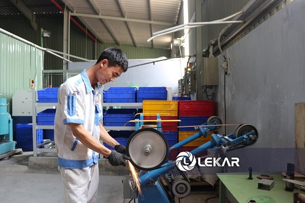 nham-day1 nhám dây