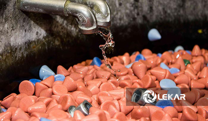 plastic-medai-vibratory-finishing