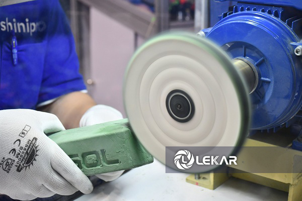 sáp đánh bóng inox sáp đánh bóng inox