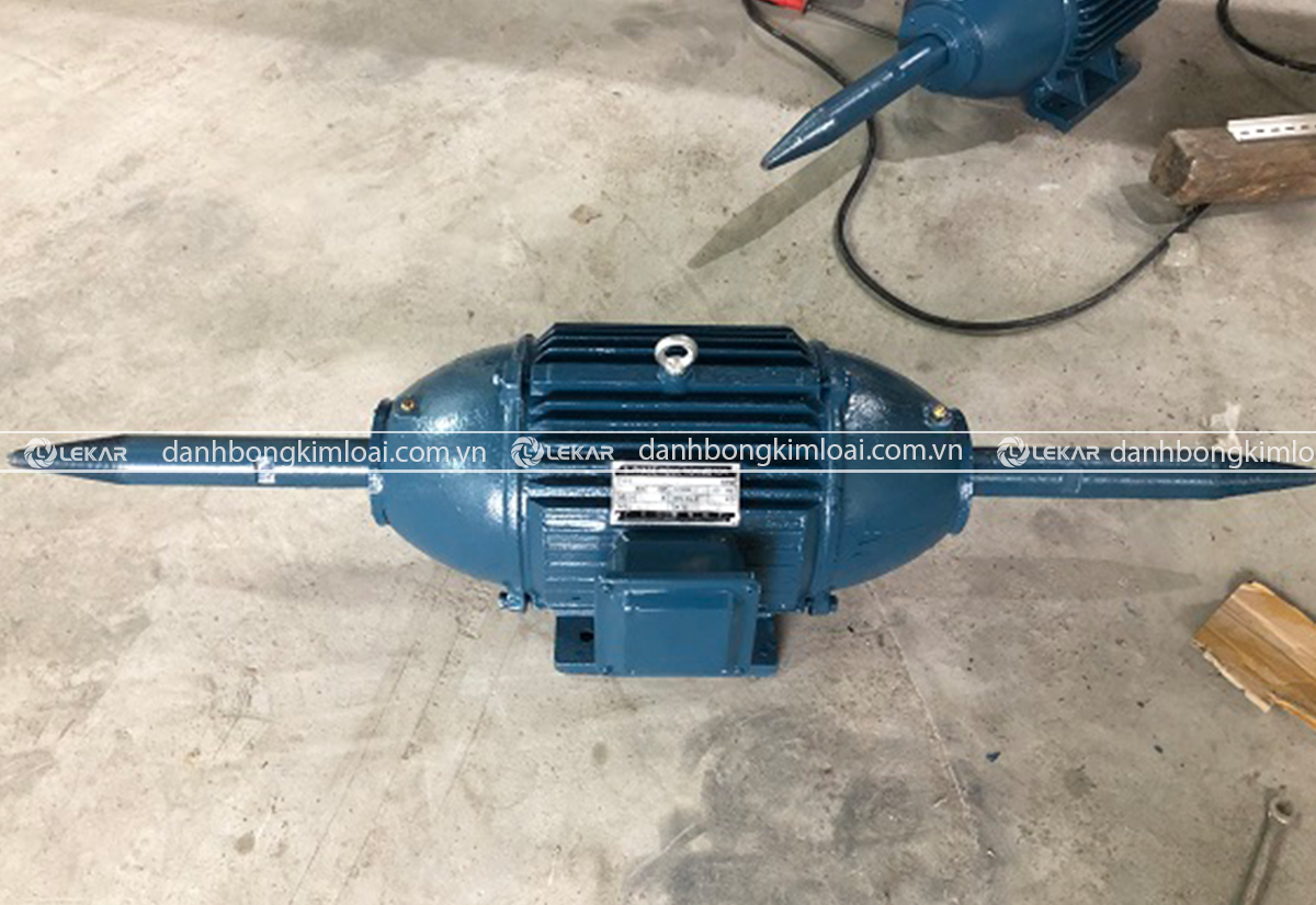 xu-ly-be-mat-go-tai-hai-duong3