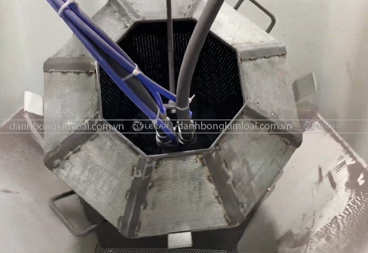 Hướng dẫn lựa chọn máy phun cát phù hợp với sản phẩm của bạn