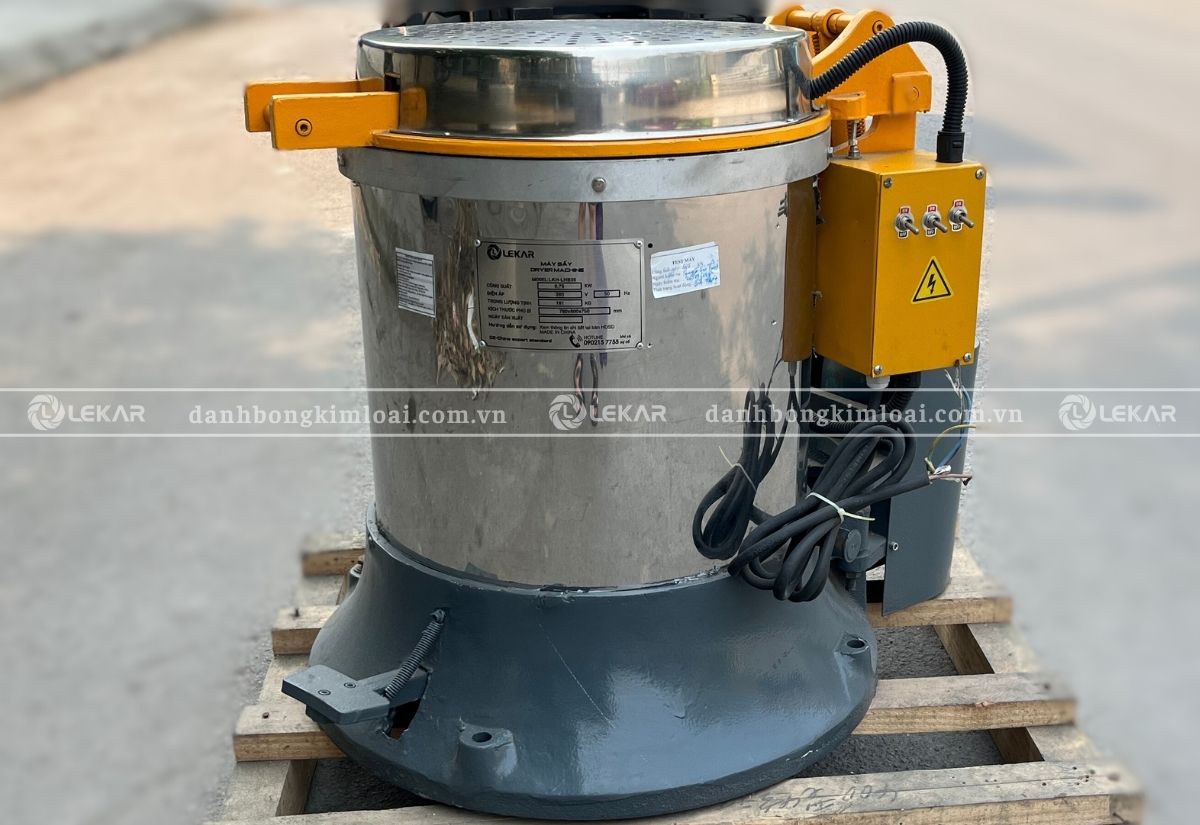 Máy sấy ly tâm giúp tăng năng suất và tiết kiệm thời gian cho doanh nghiệp Máy sấy ly tâm giúp tăng năng suất và tiết kiệm thời gian cho doanh nghiệp