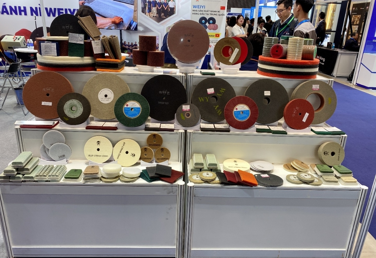 Bánh nỉ 3 chữ trắng Weiyi Bánh nỉ 3 chữ trắng Weiyi