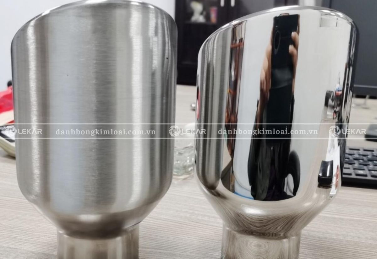 Phân biệt độ bóng và độ phản xạ trong đánh bóng kim loại