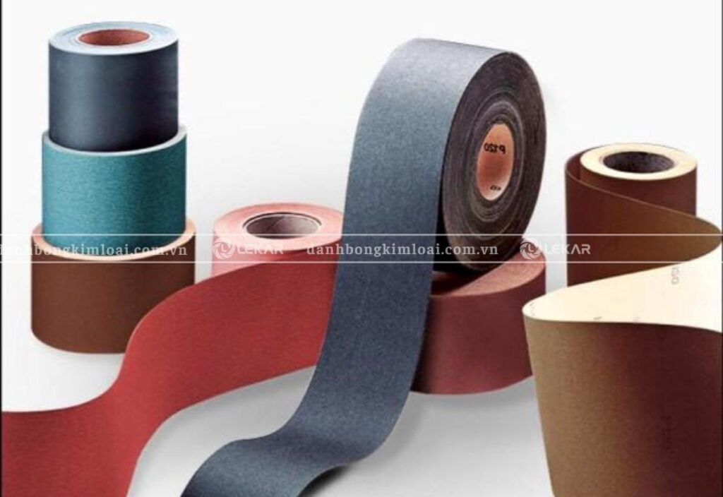 nhám cuộn lưng vải mịn