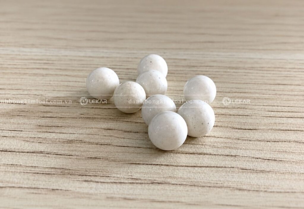 Chọn độ cứng và cỡ hạt đá mài ceramic để đánh bavia nhanh mà không sứt cạnh